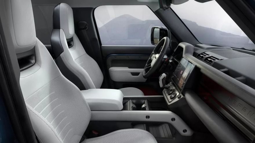 Το Land Rover Defender φρεσκάρεται
