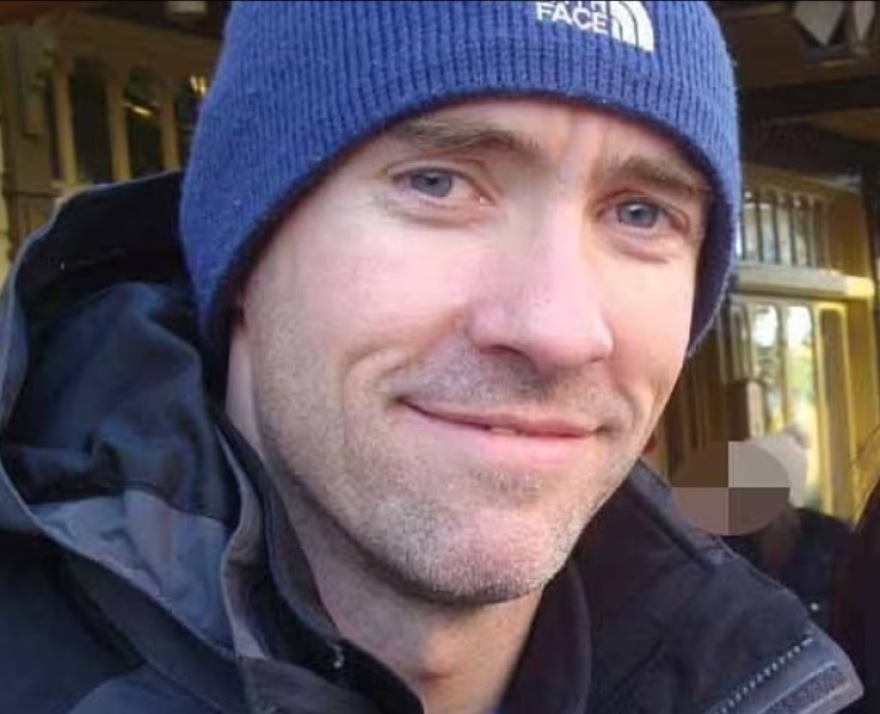 Λίβερπουλ: Πρώην πεζοναύτης και οικογενειάρχης με τρία παιδιά ο 53χρονος που έριξε το αυτοκίνητό του πάνω σε πλήθος