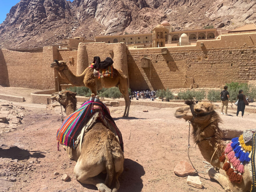 Οδοιπορικό του protothema.gr στη Μονή της Αγίας Αικατερίνης στο Σινά - Οι μοναχοί, η επιστολή του Μωάμεθ και η ανησυχία για το μέλλον