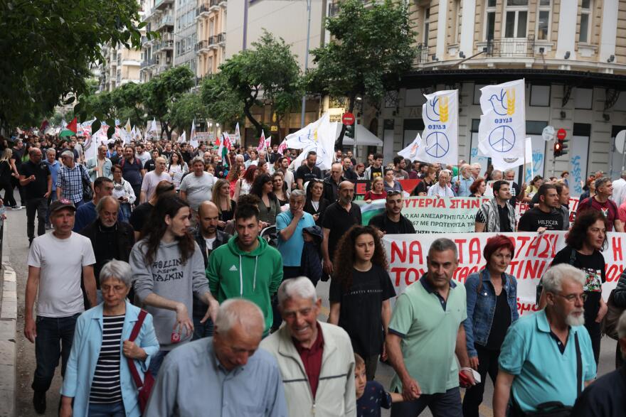 Πορεία στη Θεσσαλονίκη για τον πόλεμο στη Γάζα - Δείτε φωτογραφίες