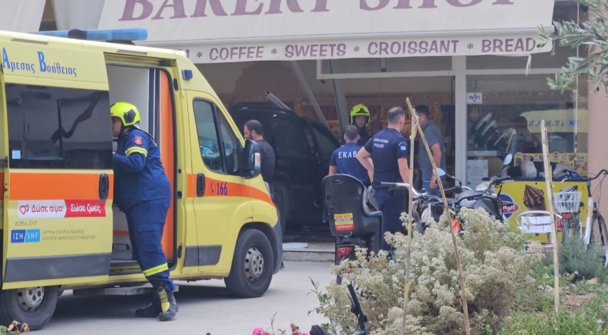 Κως: 68χρονη Βρετανίδα η γυναίκα που σκοτώθηκε από την πρόσκρουση τζιπ σε τζαμαρία φούρνου
