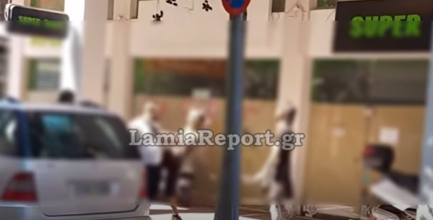 Βίαιο επεισόδιο ανάμεσα σε 4 Ρομά στο κέντρο της πόλης, δείτε φωτογραφίες