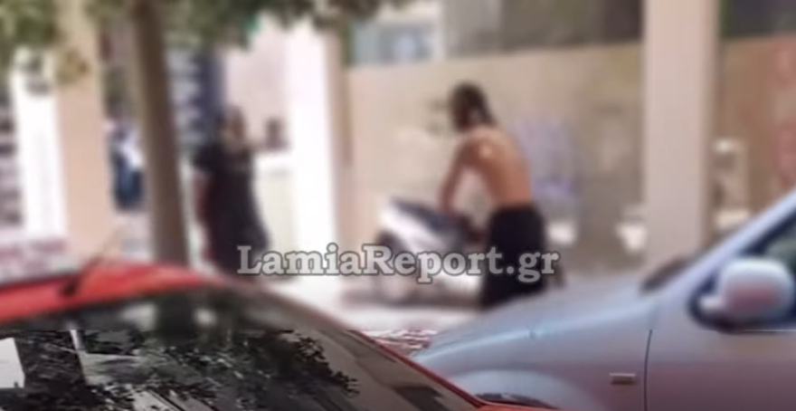 Αναστάτωση στη Λαμία: Βίαιο επεισόδιο ανάμεσα σε 4 Ρομά στο κέντρο της πόλης, δείτε φωτογραφίες
