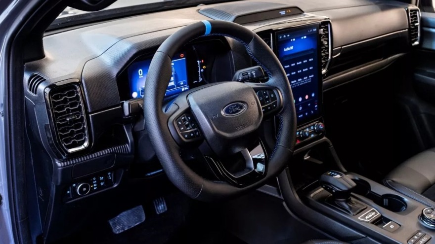 Το Ford Ranger MS-RT στο Golden Hall