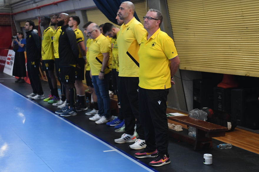 Ολυμπιακός - ΑΕΚ: Ενός λεπτού σιγή στη μνήμη του Δημήτρη Χατζηχρήστου στον δεύτερο τελικό του χάντμπολ - Βίντεο, Φωτογραφίες 