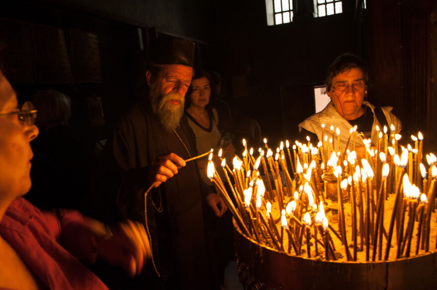 Το protothema.gr στη Μονή του Σινά που φυλάει η πίστη και απειλεί η εξουσία: Οι μοναχοί, οι Βεδουίνοι και το άγρυπνο μάτι της Αιγύπτου
