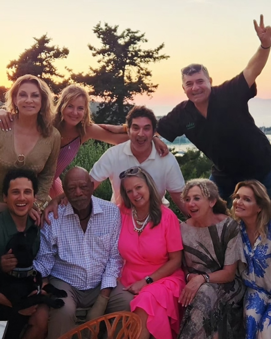 Μόργκαν Φρίμαν: Στους Παξούς ο ηθοποιός - Η συνάντησή του με τον Χριστόφορο Παπακαλιάτη και τη Μαρία Καβογιάννη