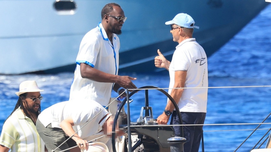 Νέες φωτογραφίες του Γιουσέιν Μπολτ από το ταξίδι του στη Μύκονο
