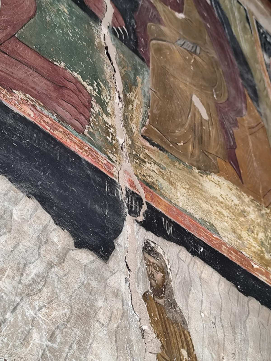 Στις Μονές Ξενοφώντος, Δοχειαρίου και Σίμωνος Πέτρας προκάλεσε ζημιές ο σεισμός των 5,3 Ρίχτερ στο Άγιο Όρος - Δείτε φωτογραφίες