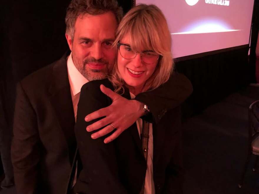 Μαρκ Ράφαλο για τα 25 χρόνια γάμου με την Σάνραϊζ Κόιγκνεϊ: Δυο ατελείς εραστές που κρατήθηκαν μαζί μέχρι τώρα
