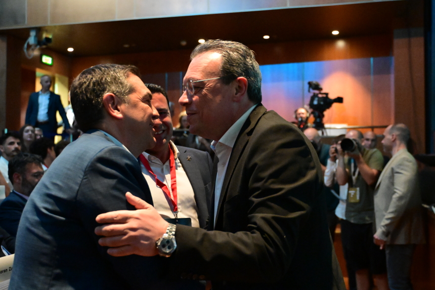 Tsipras took the first step to his return - the rhetoric for