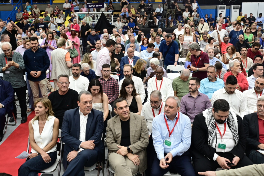 Συνέδριο ΣΥΡΙΖΑ: Όσο συντηρείται μια συζήτηση που δεν καταλήγει πουθενά, θα φθειρόμαστε όλοι, η αιχμή Φάμελλου σε Τσίπρα Συνέδριο ΣΥΡΙΖΑ: Όσο συντηρείται μια συζήτηση που δεν καταλήγει πουθενά, θα φθειρόμαστε όλοι, η αιχμή Φάμελλου σε Τσίπρα