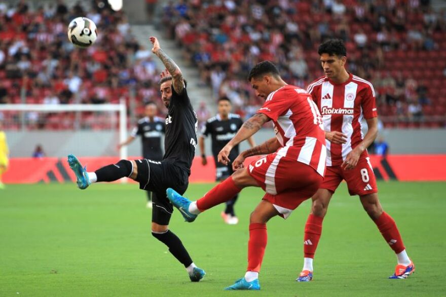 Ο Ολυμπιακός χτυπάει όταν δεν τον περιμένεις!