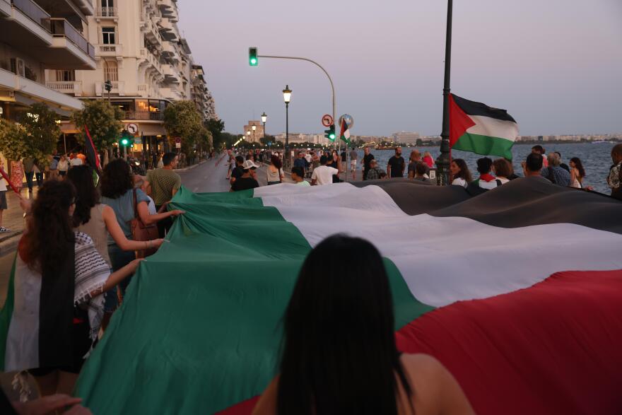 Πορεία στη Θεσσαλονίκη για την Παλαιστίνη - Δείτε φωτογραφίες