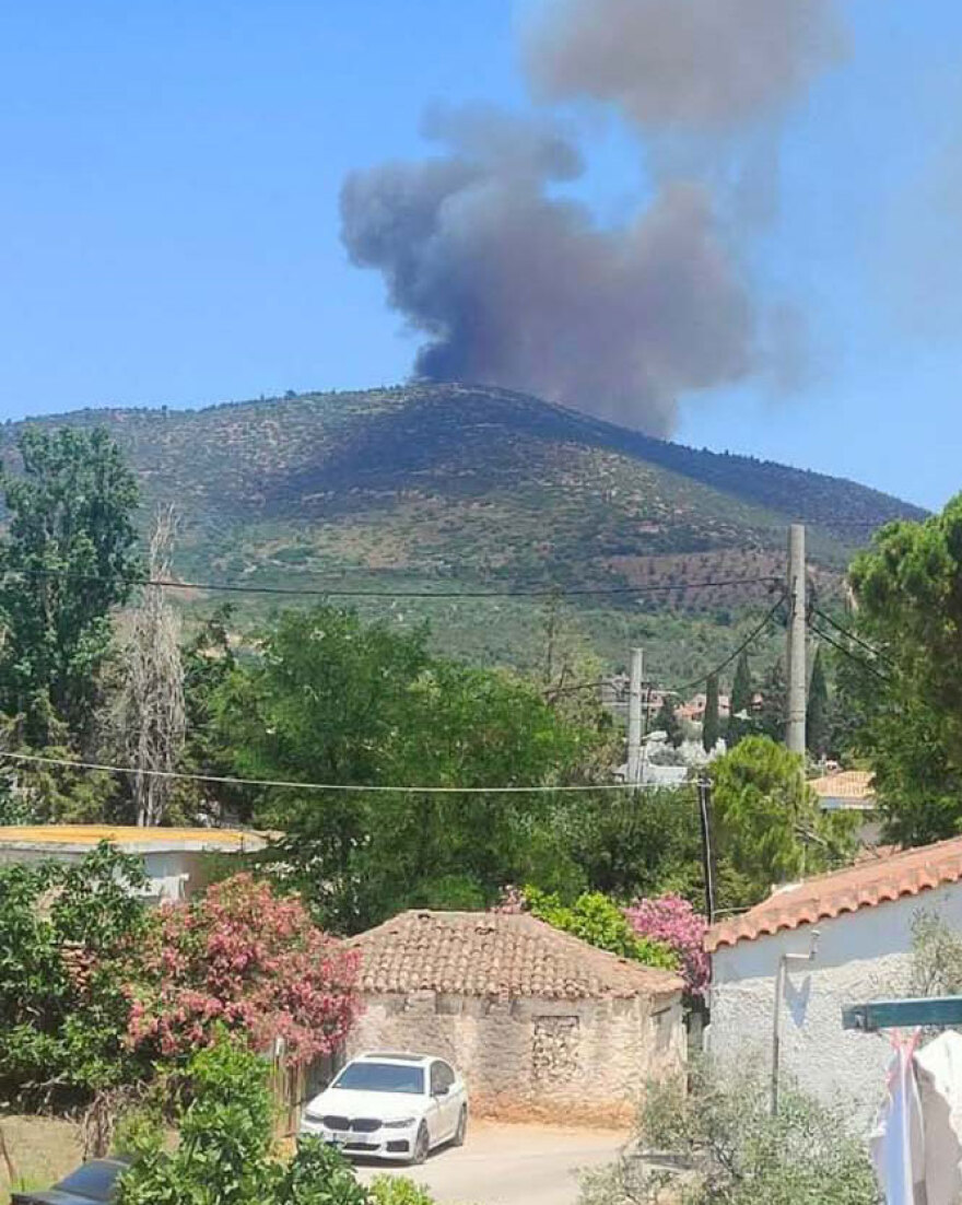 Μεγάλη φωτιά στο Άνω Σούλι Μαραθώνα, ενισχύονται διαρκώς οι πυροσβεστικές δυνάμεις - Μήνυμα από το 112 για εκκένωση προς Γραμματικό και Νέα Μάκρη