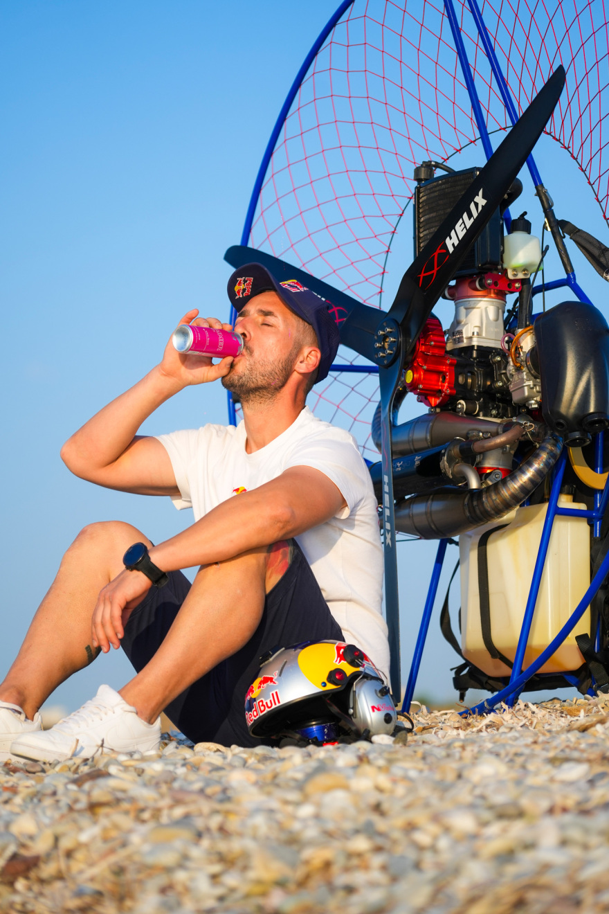 Νέο Red Bull Summer Edition - Η πιο δροσιστική άφιξη του καλοκαιριού