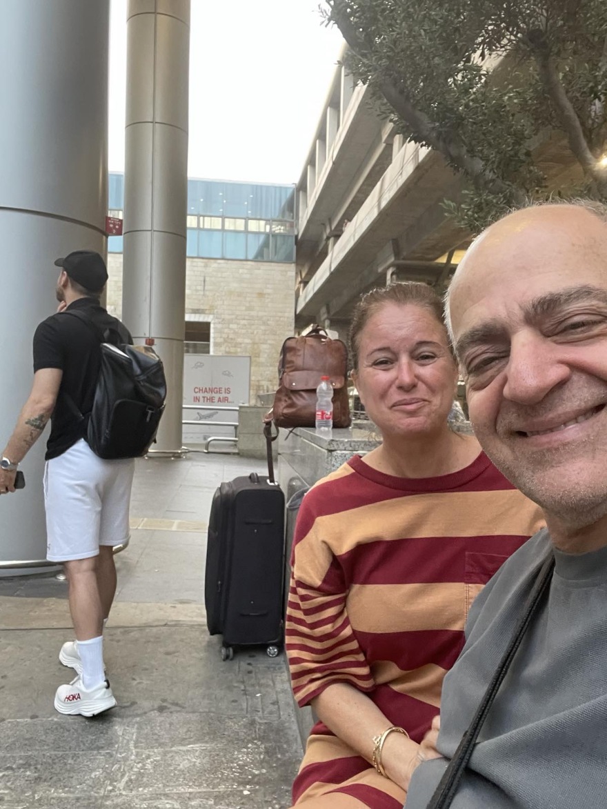 Καραντίνης για τη διαφυγή των Ελλήνων καλλιτεχνών από το Ισραήλ: «Βλέπαμε τους πυραύλους από το αεροπλάνο, λες και ήταν ταινία»