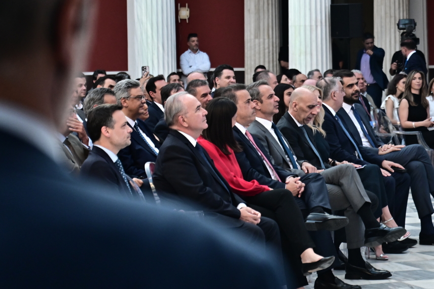 Mitsotakis in EBEA: To dare the big reforms in favor of growth enhancement