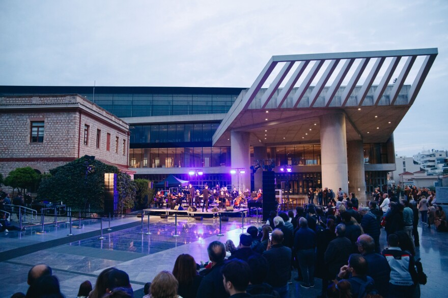 Τα Γλυπτά του Παρθενώνα πρέπει να επιστρέψουν όχι μόνο για την Ελλάδα, αλλά για την ανθρωπότητα, λέει ο γενικός διευθυντής του Μουσείου της Ακρόπολης