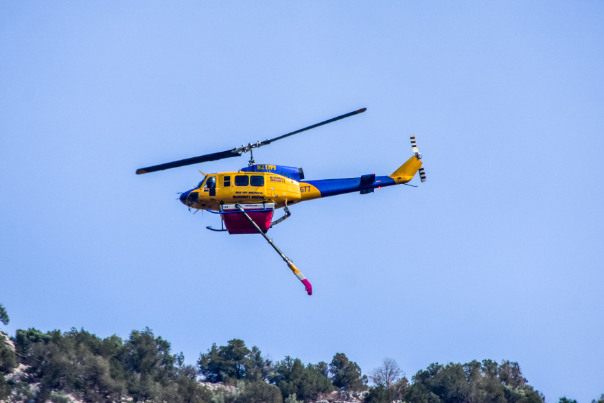 Καλύτερη η εικόνα της φωτιάς στην Αργολίδα - Μήνυμα του 112 για εκκένωση της περιοχής Άνω Καρνεζαίικα, δείτε φωτογραφίες