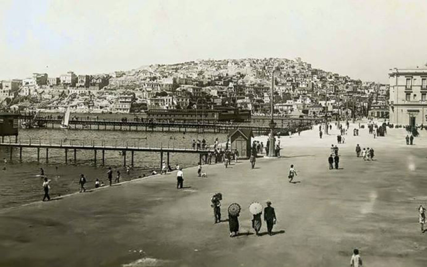 Όταν φτάνουν τα πλοία με τους ξένους στο Φάληρο