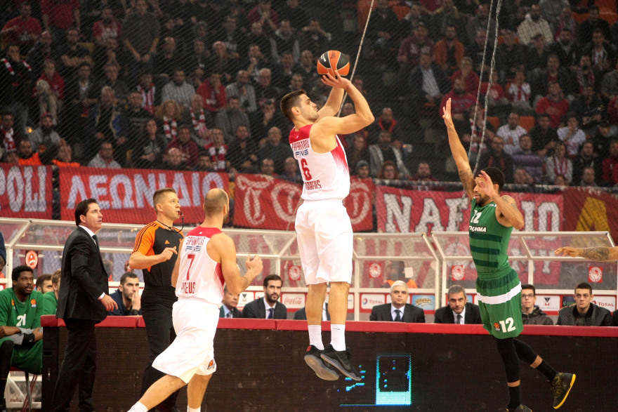 Ο Ιωάννης Παπαπέτρου ανακοίνωσε το τέλος της καριέρας του σε ηλικία 31 ετών - H σπουδαία πορεία του και τα μηνύματα Παναθηναϊκού, Ολυμπιακού 