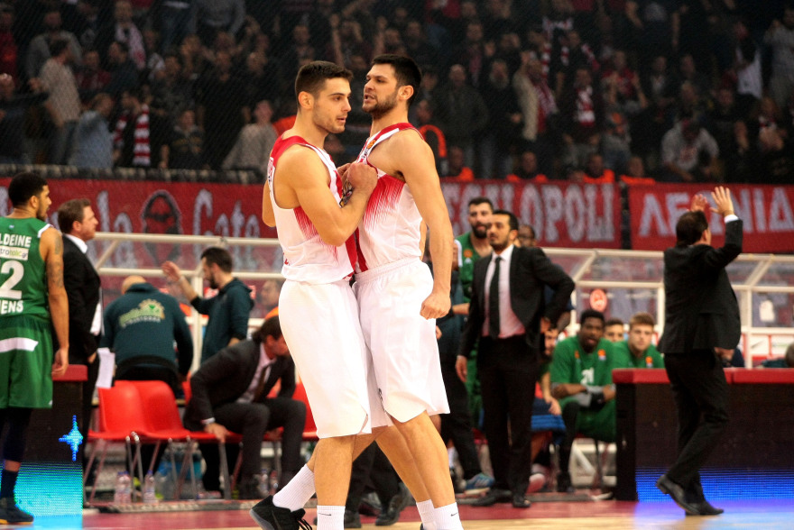 Ο Ιωάννης Παπαπέτρου ανακοίνωσε το τέλος της καριέρας του σε ηλικία 31 ετών - H σπουδαία πορεία του και τα μηνύματα Παναθηναϊκού, Ολυμπιακού 