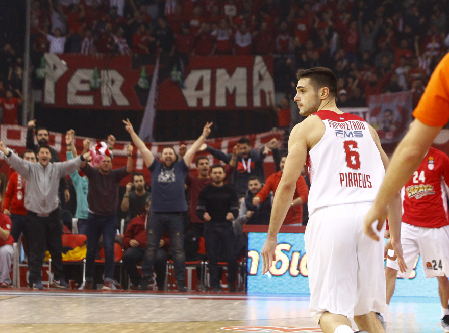 Ο Ιωάννης Παπαπέτρου ανακοίνωσε το τέλος της καριέρας του σε ηλικία 31 ετών - H σπουδαία πορεία του και τα μηνύματα Παναθηναϊκού, Ολυμπιακού 