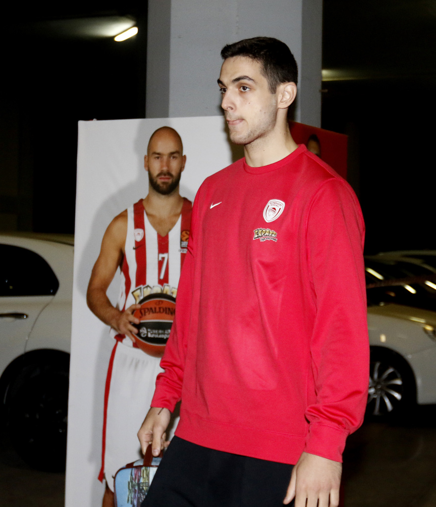 Ο Ιωάννης Παπαπέτρου ανακοίνωσε το τέλος της καριέρας του σε ηλικία 31 ετών - H σπουδαία πορεία του και τα μηνύματα Παναθηναϊκού, Ολυμπιακού 