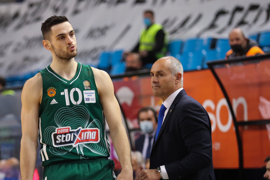 Ο Ιωάννης Παπαπέτρου ανακοίνωσε το τέλος της καριέρας του σε ηλικία 31 ετών - H σπουδαία πορεία του και τα μηνύματα Παναθηναϊκού, Ολυμπιακού 