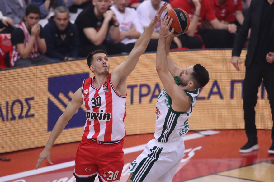 Ο Ιωάννης Παπαπέτρου ανακοίνωσε το τέλος της καριέρας του σε ηλικία 31 ετών - H σπουδαία πορεία του και τα μηνύματα Παναθηναϊκού, Ολυμπιακού 