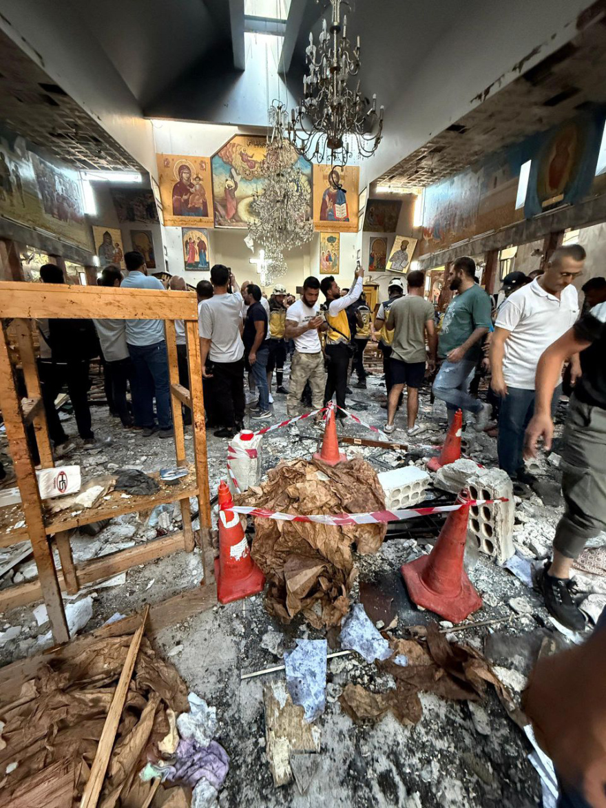 Τρομοκρατική επίθεση σε ελληνορθόδοξη εκκλησία στη Συρία – Τουλάχιστον 20 νεκροί και 50 τραυματίες, δείτε βίντεο και φωτογραφίες