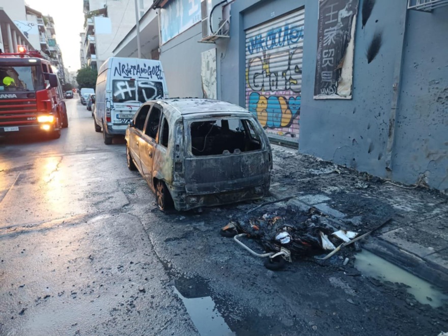 Φωτιά σε σταθμευμένο ΙΧ στον Κεραμεικό