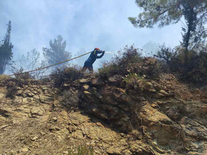 Φωτιά τώρα στη Χίο - Μήνυμα του 112 σε κατοίκους 6 περιοχών για να απομακρυνθούν