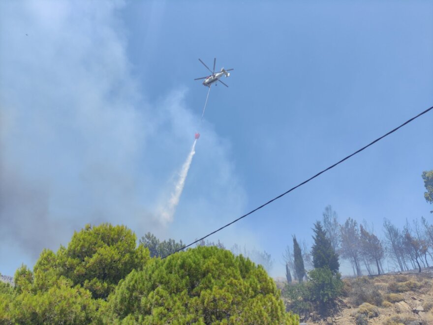 Φωτιά τώρα στη Χίο - Μήνυμα του 112 σε κατοίκους 6 περιοχών για να απομακρυνθούν