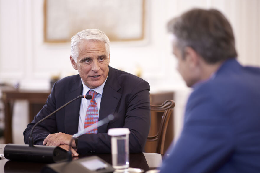 Μητσοτάκης στον CEO της UniCredit: Καλωσορίζουμε την επένδυσή σας στην Alpha Bank - Να  συμβάλει στη χρηματοδότηση της οικονομίας
