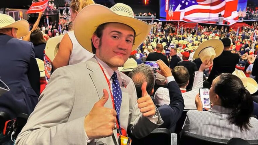 Τόμας Φουγκέιτ: Στα 13 του «αφυπνίστηκε» πολιτικά, πριν λίγους μήνες μοίραζε φυλλάδια, στα 22 του έχει πόστο κατά της τρομοκρατίας σε υπουργείο του Τραμπ