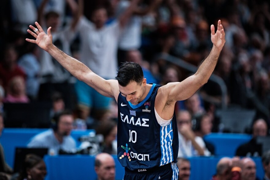 Κώστας Σλούκας: Η γαλανόλευκη επιστροφή μετά από 3 χρόνια, ο ρόλος του Σπανούλη, το μετάλλιο και το «last dance» 