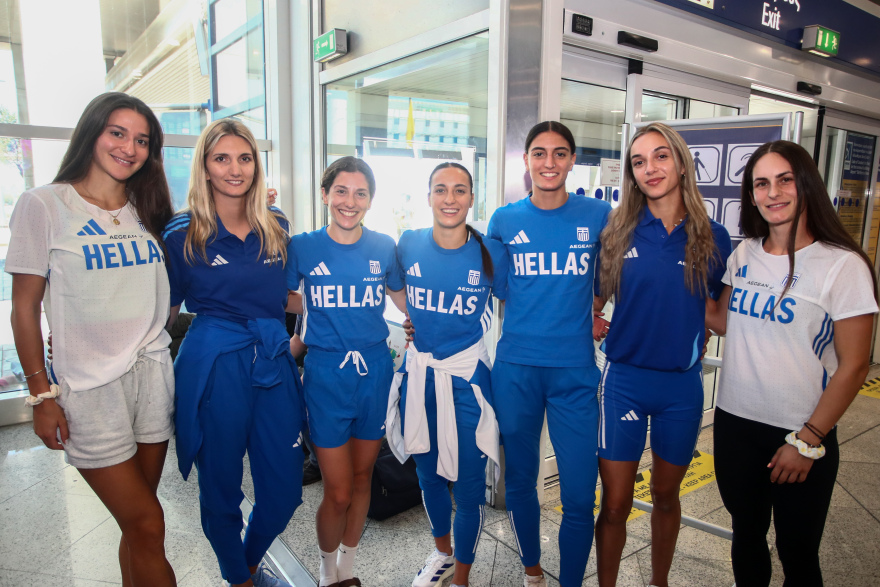 «Πέταξε» για Μαδρίτη η Εθνική ομάδα στίβου - Θα παραμείνουμε στην κατηγορία, είπε ο Τεντόγλου - Βίντεο