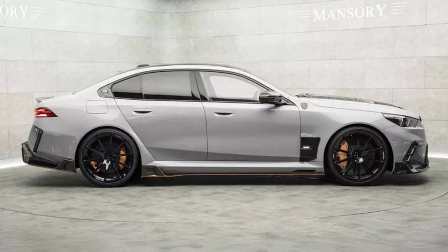 Η Mansory αγριεύει την BMW M5