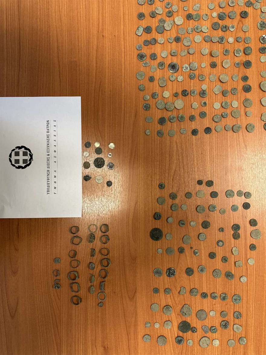 Πώς δρούσαν τα δύο κυκλώματα αρχαιοκαπηλίας στη Βόρεια Ελλάδα - Δείτε φωτογραφίες από τα αρχαία αντικείμενα που κατασχέθηκαν