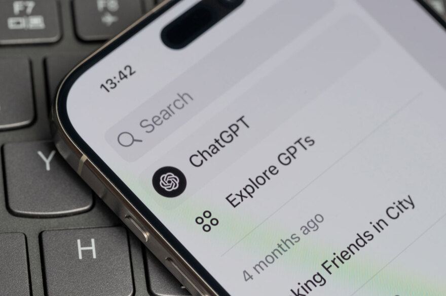 Οι… Φυλές του Chat GPT: Προδημοσίευση από το νέο βιβλίο του Γιώργου Χαρβαλιά, «Μη με κρατάς σιωπηλό»