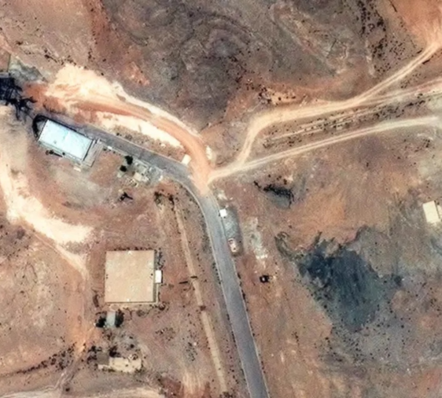 Νέες δορυφορικές εικόνες από τις ζημιές που υπέστησαν οι πυρηνικές εγκαταστάσεις του Ιράν