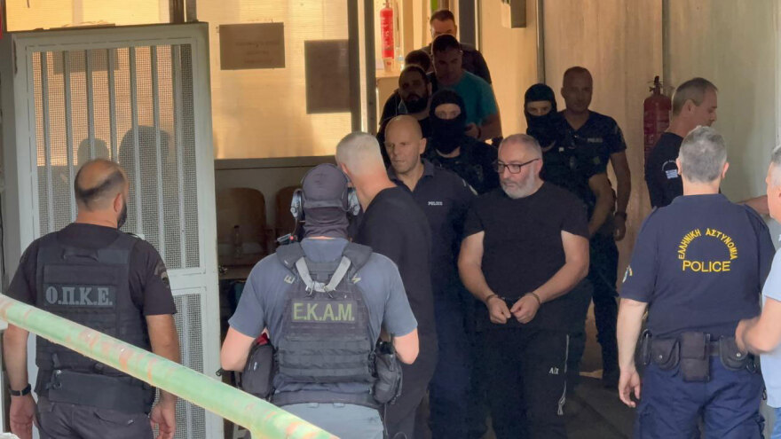 Στη φυλακή οι δύο Τούρκοι για τους πυροβολισμούς κατά στελεχών της ΕΥΠ - Τι είπαν στις απολογίες τους