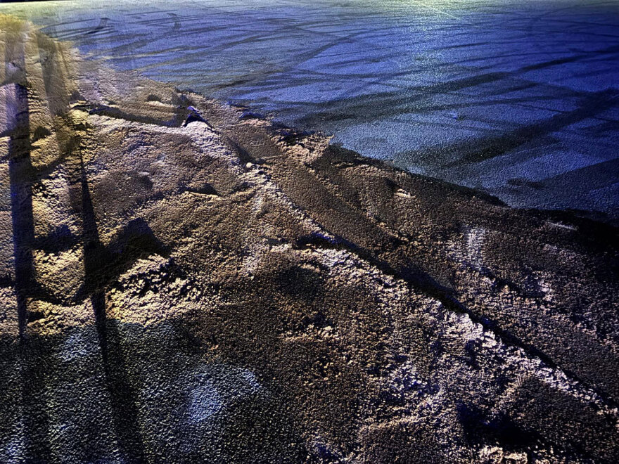 Διαρροή πετρελαίου από γεννήτρια στο θέατρο Λυκαβηττού -  Συγκρούστηκαν αυτοκίνητα που έκαναν κόντρες