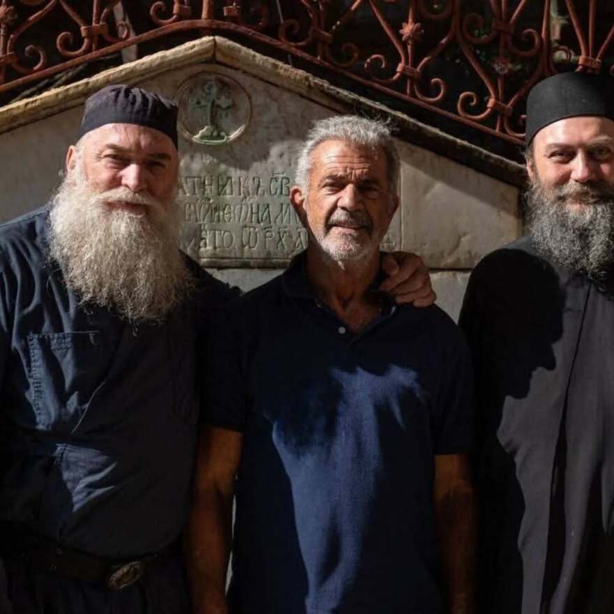 Ο Μελ Γκίμπσον στο Άγιον Όρος - Στη Μονή Χιλανδαρίου για πνευματική απομόνωση