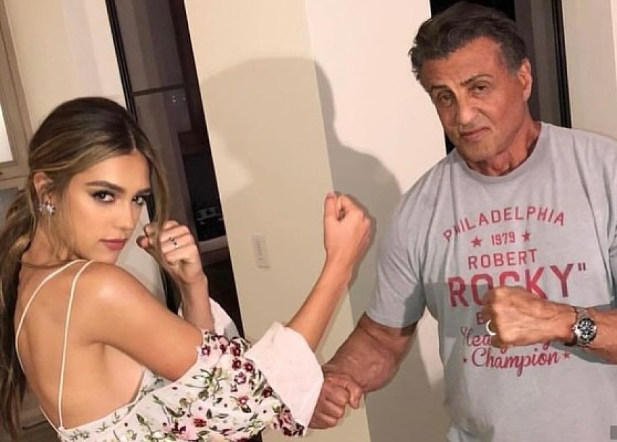 Σιλβέστερ Σταλόνε: Είμαι περήφανος που είμαι ο πατέρας σου, γράφει στην κόρη του