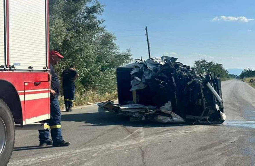 Νεκροί πατέρας και γιος σε τροχαίο δυστύχημα έξω από τη Θεσσαλονίκη - Συνελήφθη πριν από λίγο ο οδηγός του φορτηγού