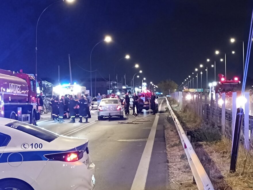Παρασύρθηκε από ΙΧ εθελόντρια πυροσβέστης την ώρα κατάσβεσης αυτοκινήτου στην Εθνική οδό Αθηνών- Λαμίας Παρασύρθηκε από ΙΧ εθελόντρια πυροσβέστης την ώρα κατάσβεσης αυτοκινήτου στην Εθνική οδό Αθηνών- Λαμίας