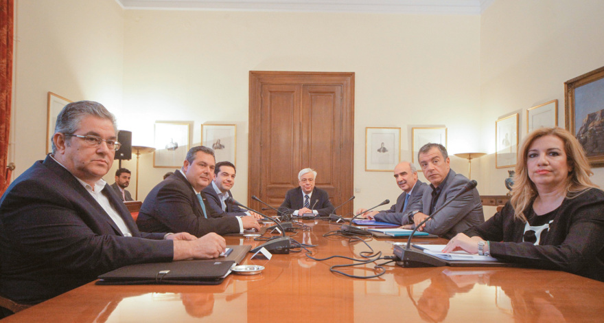 2015 - 2025: 10+1 άγνωστες ιστορίες και μαρτυρίες για τις 17 ημέρες που συγκλόνισαν την Ελλάδα